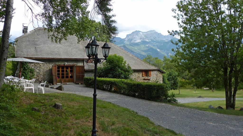 Domaine De Lara Bed & Breakfast Barcelonnette Ngoại thất bức ảnh
