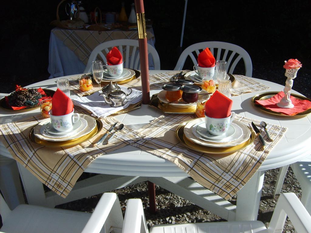 Domaine De Lara Bed & Breakfast Barcelonnette Ngoại thất bức ảnh